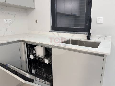 Moradia T3 Nova no Centro de Faro