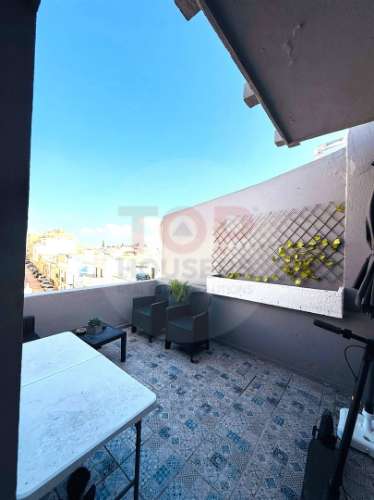 Apartamento T2 Renovado com Terraço em Olhão (sem elevador) – Pronto a Habitar
