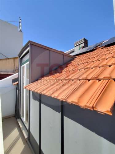 Apartamento T2 com vista rio, Lisboa