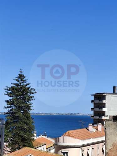 Apartamento T2 com vista rio, Lisboa
