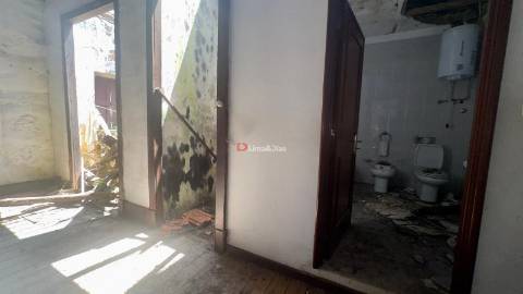 Quintinha com 1.655m² e Grande Potencial | Pedroso, Gaia