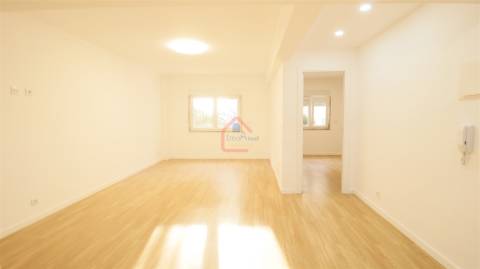 Apartamento T2 Venda em Algueirão-Mem Martins,Sintra
