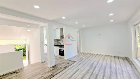 Apartamento T2 Venda em Rio de Mouro,Sintra
