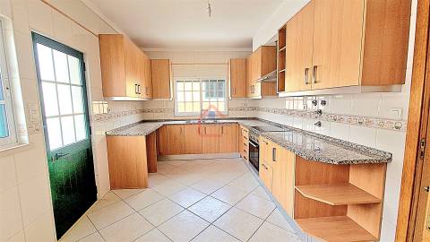 Moradia T4 Venda em Setúbal (São Sebastião),Setúbal