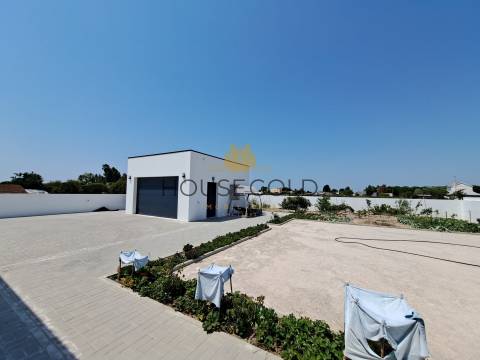 Moradia Moderna T3 em Marinhais (MR-310)