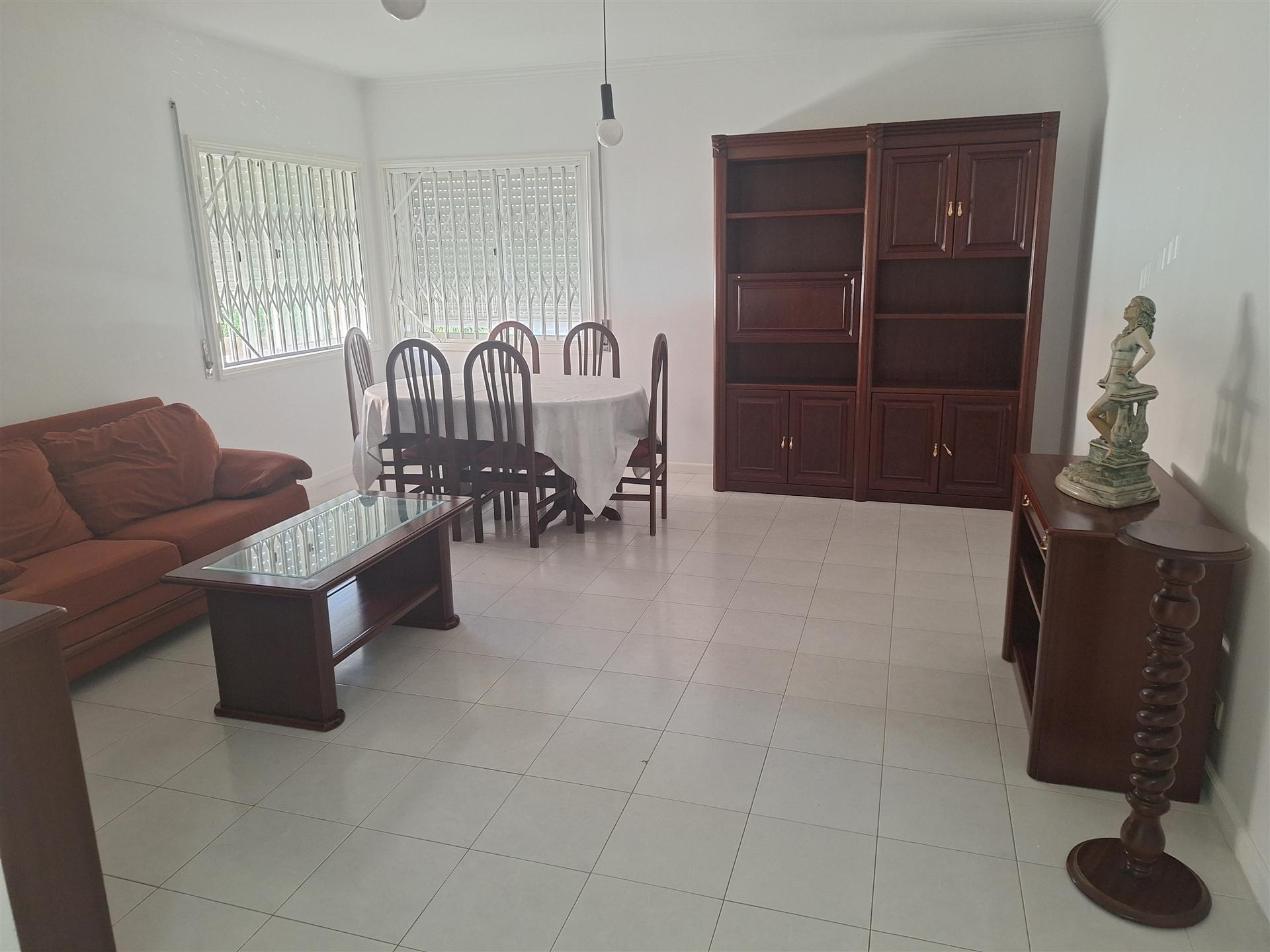CPM20525 Apartamento T2 mobilado e equipado  V N Gaia perto Metro Manuel Leão a 2 km Santo Ovídio