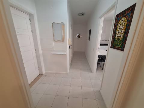 CPM20525 Apartamento T2 mobilado e equipado  V N Gaia perto Metro Manuel Leão a 2 km Santo Ovídio