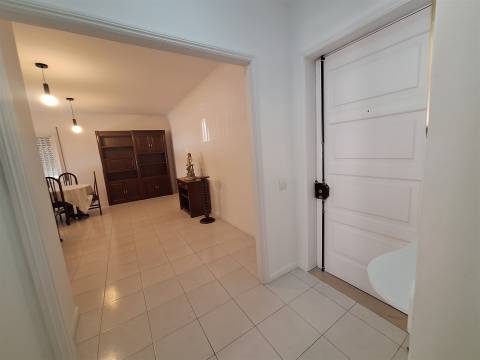 CPM20525 Apartamento T2 mobilado e equipado  V N Gaia perto Metro Manuel Leão a 2 km Santo Ovídio