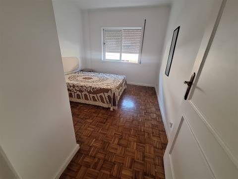 CPM20525 Apartamento T2 mobilado e equipado  V N Gaia perto Metro Manuel Leão a 2 km Santo Ovídio