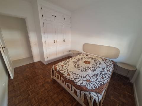 CPM20525 Apartamento T2 mobilado e equipado  V N Gaia perto Metro Manuel Leão a 2 km Santo Ovídio