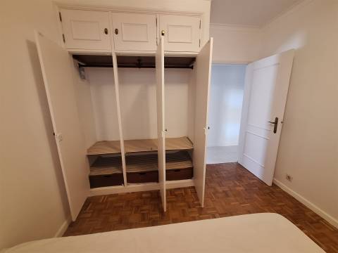 CPM20525 Apartamento T2 mobilado e equipado  V N Gaia perto Metro Manuel Leão a 2 km Santo Ovídio