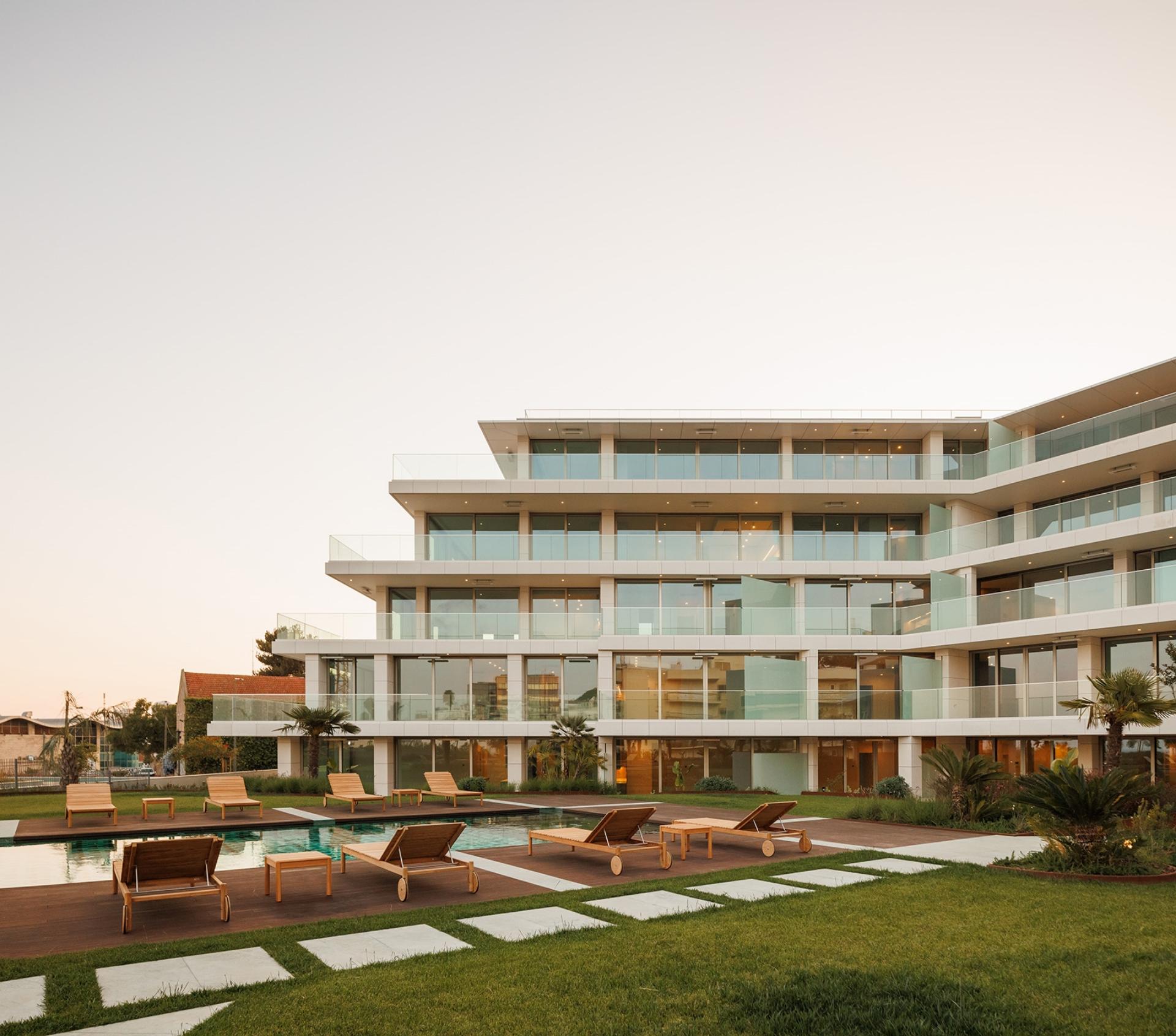 Apartamento T2 na Urb. Bayview, Cascais.