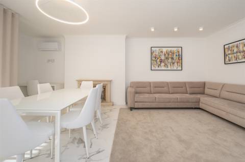Apartamento T3 no Bairro de Rosario em Cascais