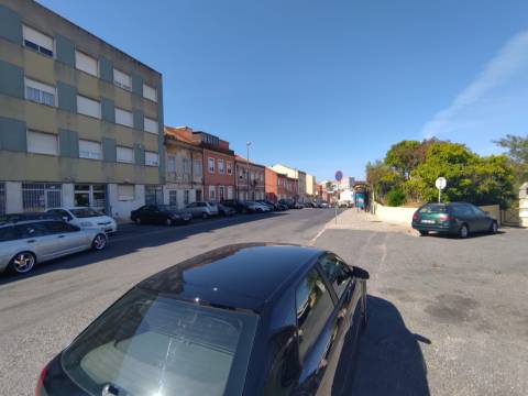 2 MORADIAS T9 NA AJUDA - ALCÂNTARA, LISBOA.