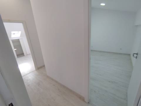 2 MORADIAS T9 NA AJUDA - ALCÂNTARA, LISBOA.