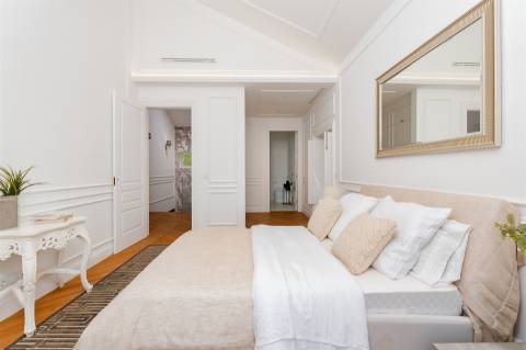Moradia T4 com Piscina em Cascais