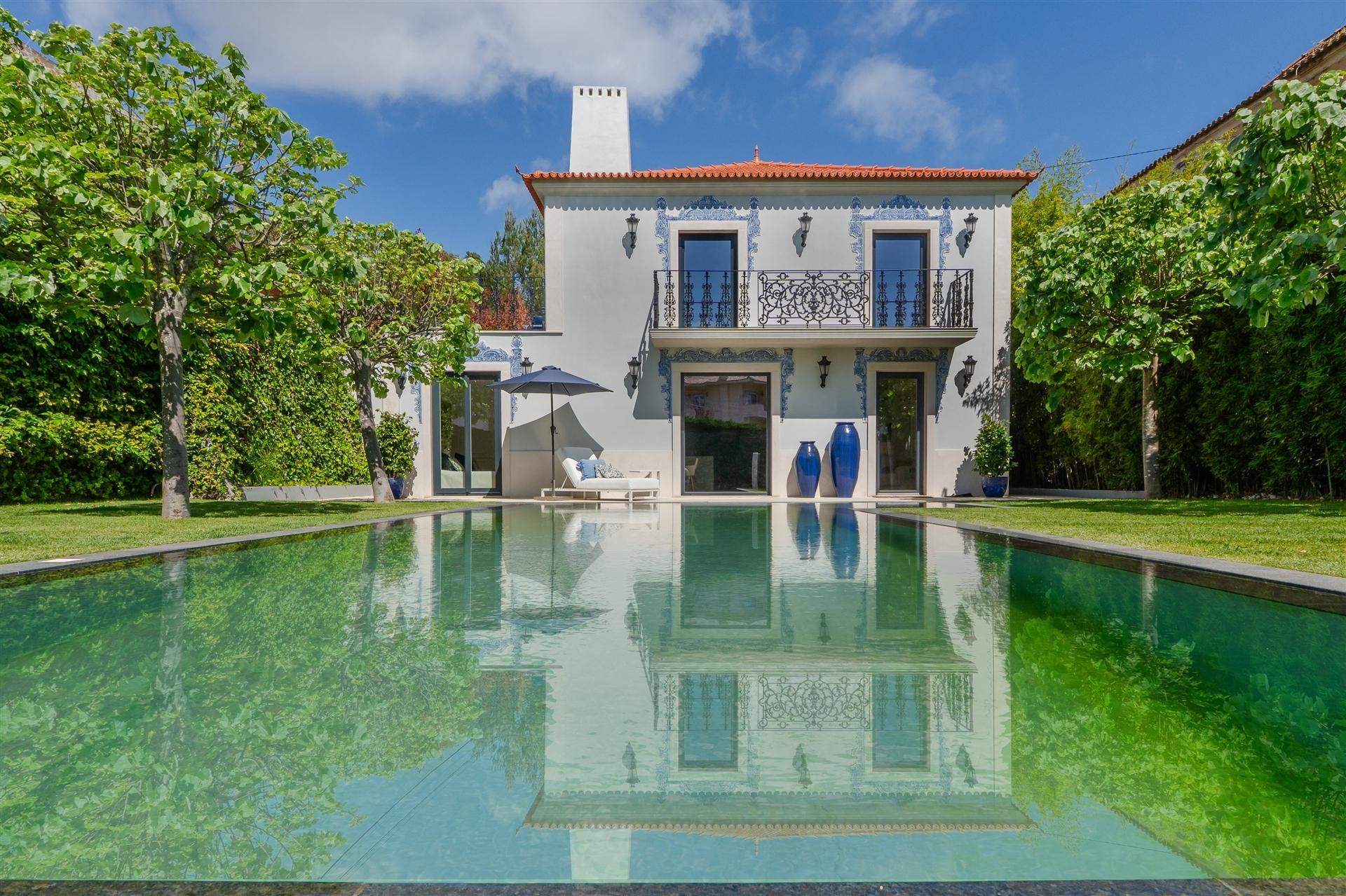 Moradia T4 com Piscina em Cascais