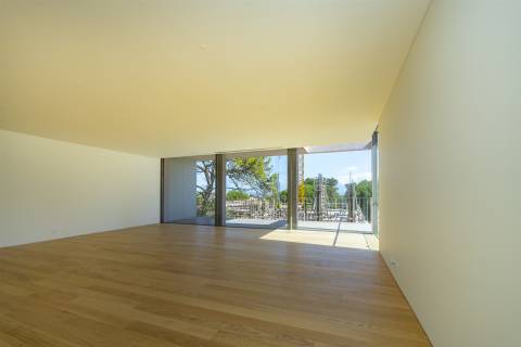 Apartamento T3 no Prestegioso Edificio The Coral em Cascais, Gandarinha