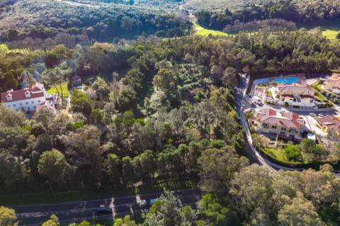 Lote de terreno urbano, junto ao belas Clube de Campo
