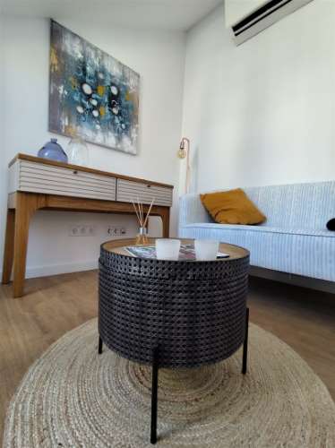 T2 Remodelado com Vista Rio em São Vicente Lisboa