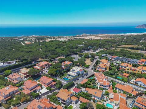 Moradia 4 assoalhadas a 20 min a pé da praia Do Guincho.