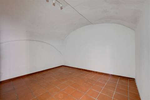 Espaço Comercial com carácter no coração de Évora