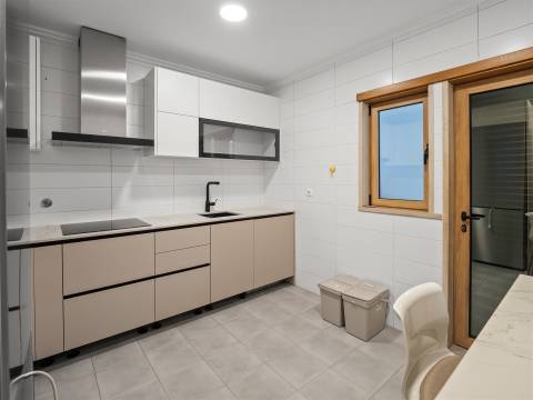 Apartamento T3, mobilado para arrendamento