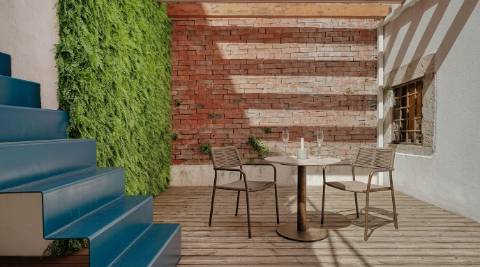 Apartamento T2 renovado, às portas de Alfama, Lisboa.