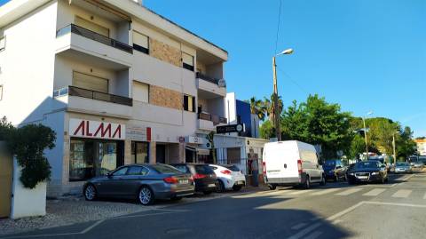 Apartamento T2  para Arrendar no Monte Estoril