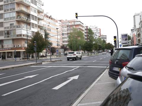 Apartamento T1 em Lisboa para arrendamento, habitação ou serviços