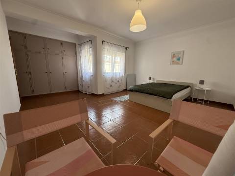 Apartamento T1 no centro do Cadaval