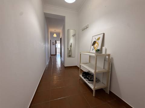 Apartamento T1 no centro do Cadaval