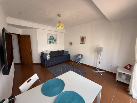 Apartamento T1 no centro do Cadaval