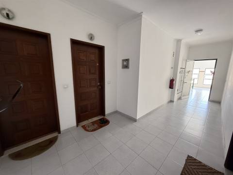 Apartamento T1 no centro do Cadaval