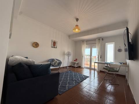 Apartamento T1 no centro do Cadaval