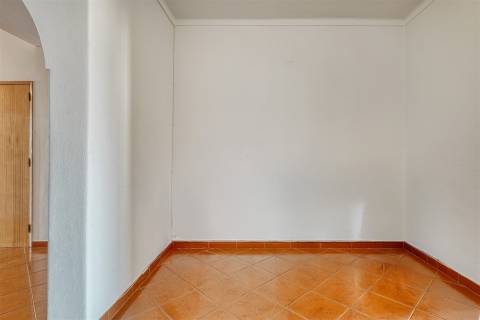 Excelente T2 com 145m2 Pronto a Habitar no centro da tranquila cidade do Cartaxo!
