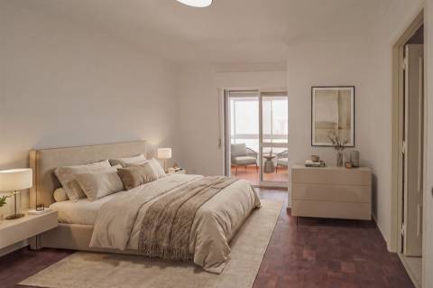 T2 com Vista Mar | Garagem Box | Suite | Lareira | Cascais