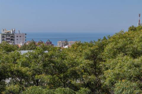T2 com Vista Mar | Garagem Box | Suite | Lareira | Cascais
