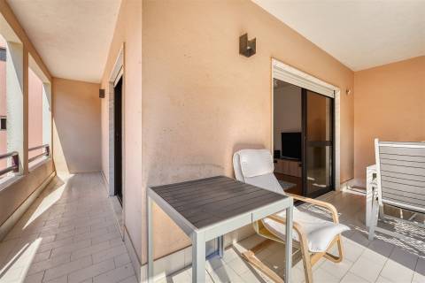 Apartamento T2 na Alameda da Guia, Cascais.