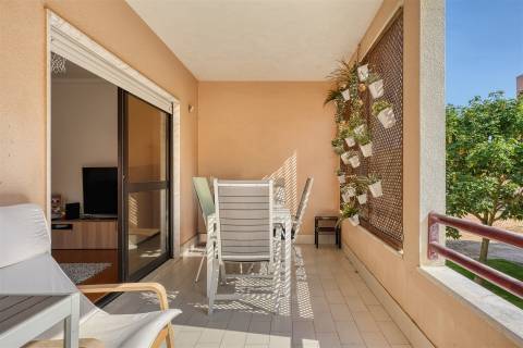 Apartamento T2 na Alameda da Guia, Cascais.