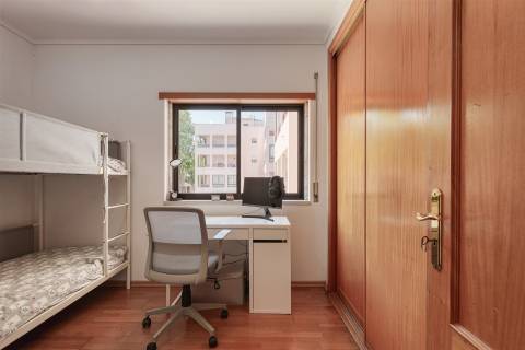 Apartamento T2 na Alameda da Guia, Cascais.