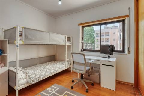 Apartamento T2 na Alameda da Guia, Cascais.