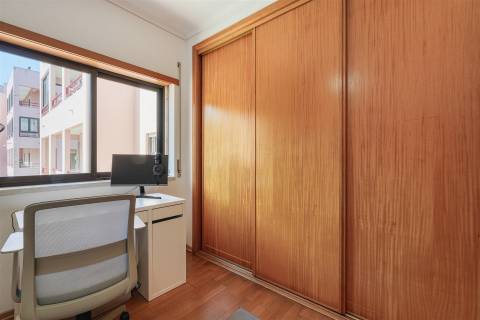 Apartamento T2 na Alameda da Guia, Cascais.