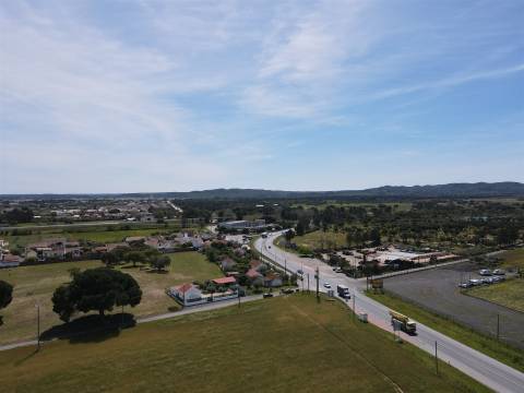 Terreno para construção de comércio/serviços