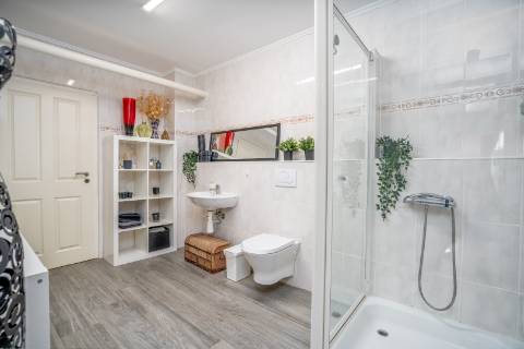 Moradia T3+1 com piscina e garagem