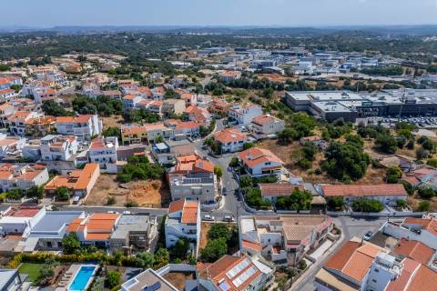 Terreno urbano em Portimão
