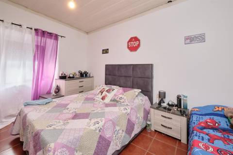 Moradia com garagem no Alentejo