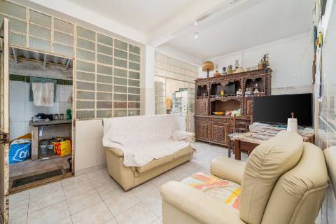 Moradia bifamiliar T5+2 em Portimão
