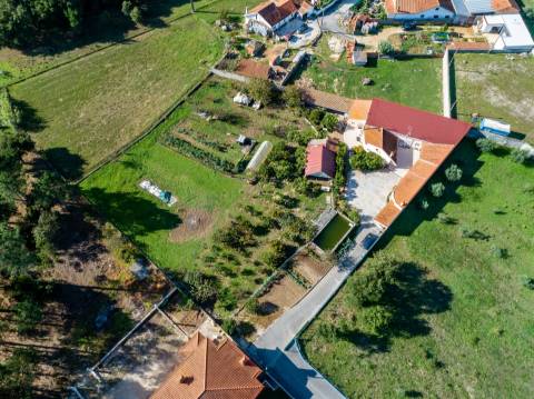 Moradia T5 em São Jorge, Porto de Mós