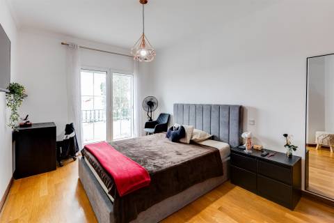 Apartamento Duplex T4+1 em Casal dos Matos | Pousos, Leiria